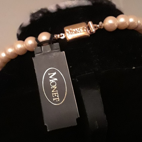 Vintage  Monet pearl necklace - Picture 3 of 3